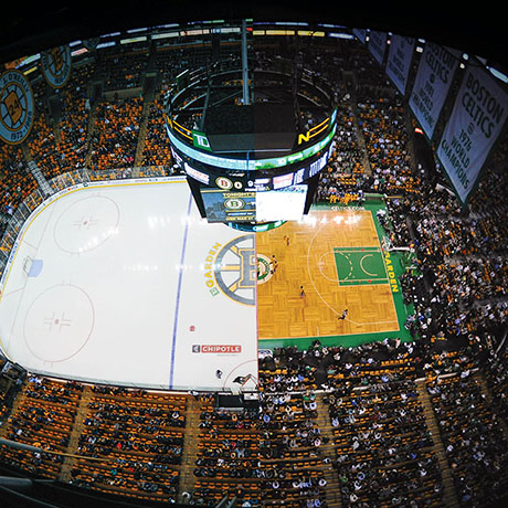 TD Garden Arena when it's empty : r/boston