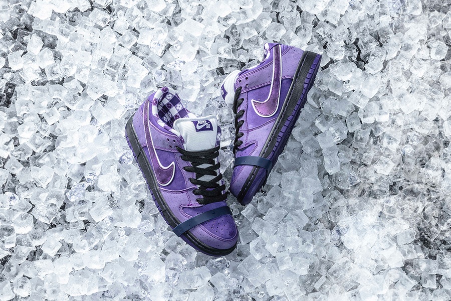 purple lobster sb on feet